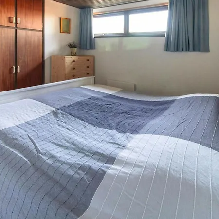 The Yellow House 200 Metres From The