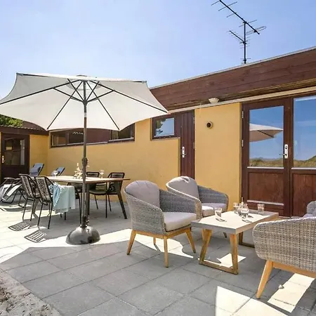 The Yellow House 200 Metres From The Tatil Evi